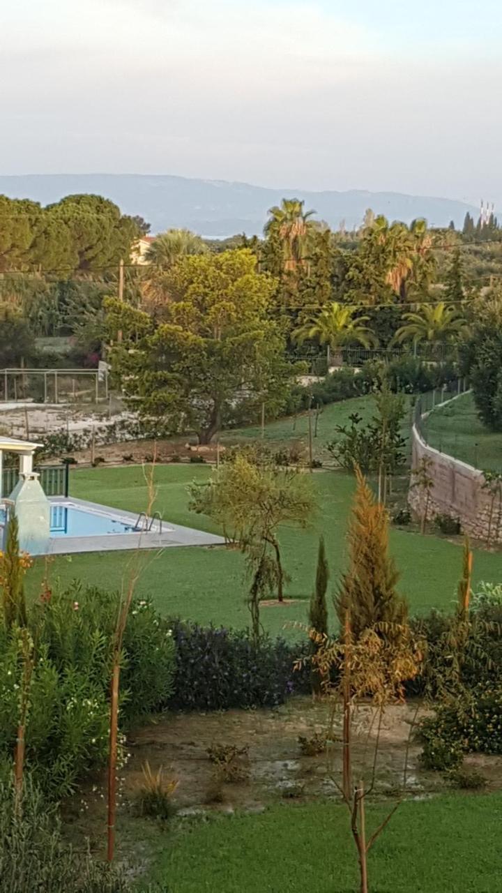 Seirios Luxury Villa Svoronata Exterior foto